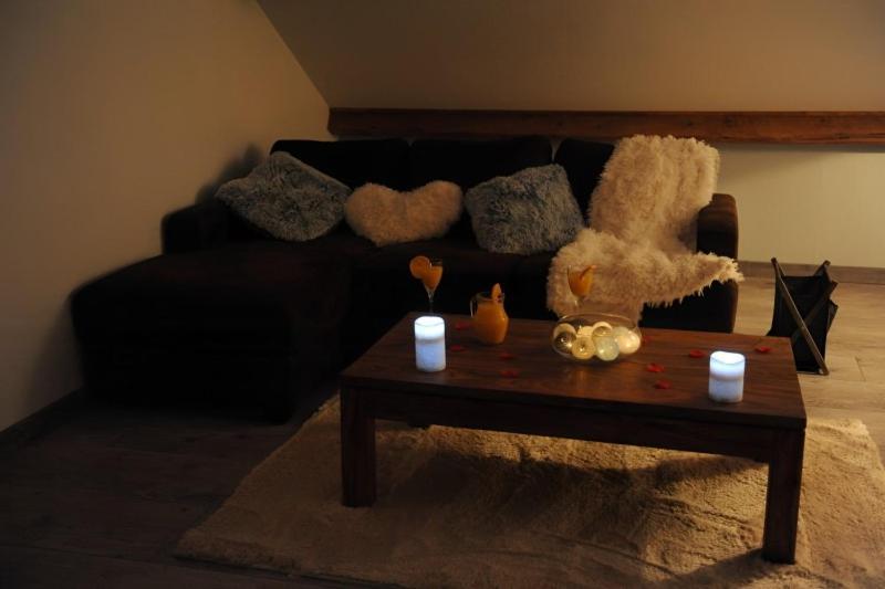Ecrin D' Amour Suite Romantique Avec Jacuzzi Castels 외부 사진
